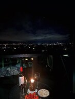Skygarden Luxury Condo