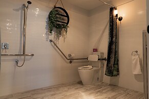 Bay Of Fires Apartments