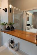 Bay Of Fires Apartments