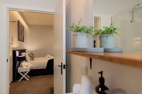 Bay Of Fires Apartments
