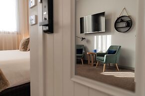 Bay Of Fires Apartments