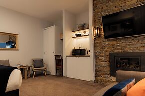 Bay Of Fires Apartments