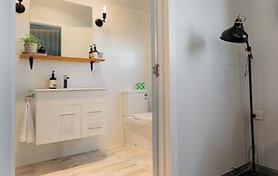 Bay Of Fires Apartments