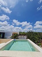 CASA MEXICANA MODERNA - PISCINA PRIVADA