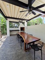 CASA MEXICANA MODERNA - PISCINA PRIVADA