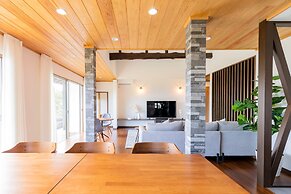 Resort stay Bowen
