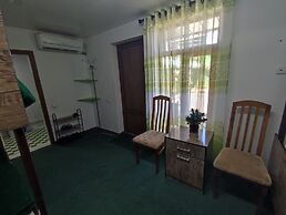 Green House Hotel