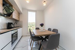 Luxury D Apartments