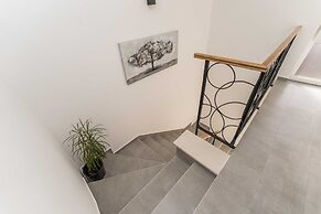 Luxury D Apartments