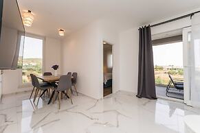 Luxury D Apartments