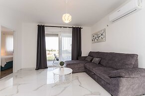 Luxury D Apartments
