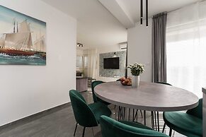 Luxury D Apartments