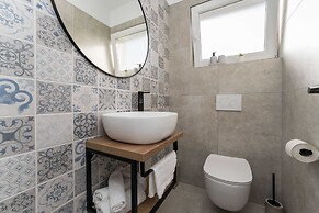 Luxury D Apartments