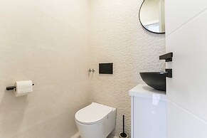 Luxury D Apartments