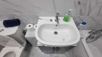 Extra Large One Bedroom Flat With Parking
