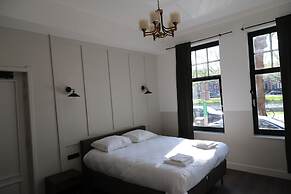 Mr.Lewis Hotel Rotterdam