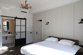 Mr.Lewis Hotel Rotterdam