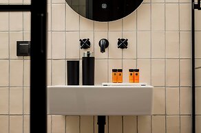 Mr.Lewis Hotel Rotterdam