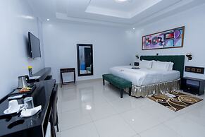 GRAZIA HOTEL & APARTMENTS