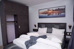 GRAZIA HOTEL & APARTMENTS