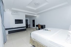 GRAZIA HOTEL & APARTMENTS