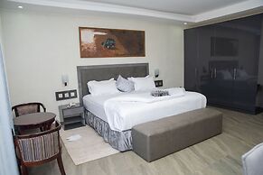 GRAZIA HOTEL & APARTMENTS