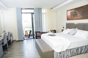 GRAZIA HOTEL & APARTMENTS