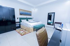 GRAZIA HOTEL & APARTMENTS