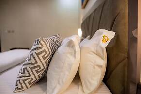 GRAZIA HOTEL & APARTMENTS