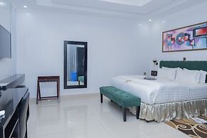 GRAZIA HOTEL & APARTMENTS