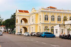BISHOP HOTEL