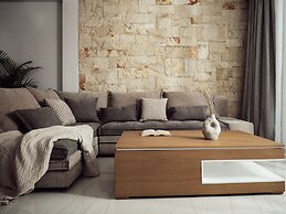 Anthis Luxury Villa