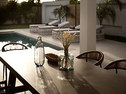 Anthis Luxury Villa