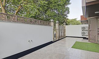 Treebo Aviraj Inn