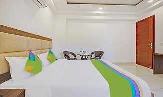 Treebo Aviraj Inn