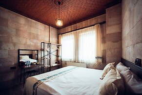 Azalea Terrace Cave Hotel