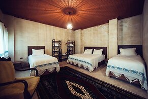 Azalea Terrace Cave Hotel