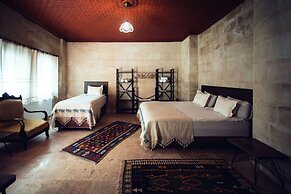 Azalea Terrace Cave Hotel