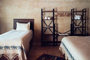 Azalea Terrace Cave Hotel