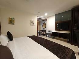RKN Grand Hotel
