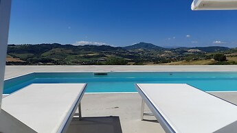 Glamping at an Agriturismo in the Vineyard