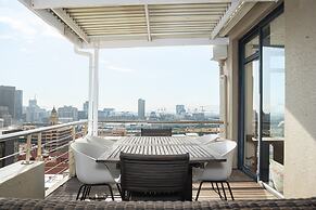 Four Seasons 1701
