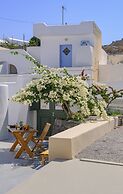 Elements Cave Suites