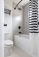 Kettle Valley Beach Resort