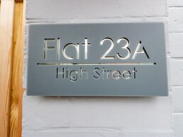 23a High Street