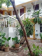 HOTEL ADOQUIN