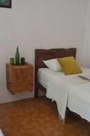 HOTEL ADOQUIN