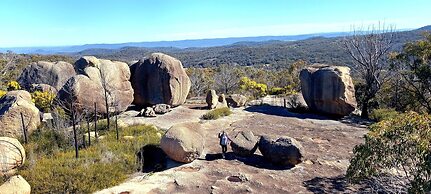 Girraween Country Inn