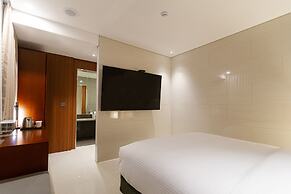 Topcloud Hotel Iksan