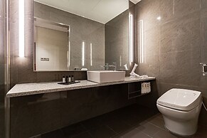 Topcloud Hotel Iksan